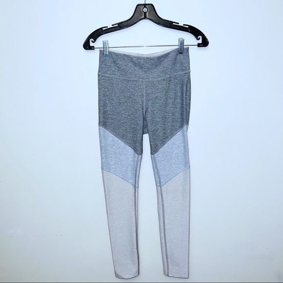 EUC Outdoor Voices Gray Gradient Color Block Full Length Athletic Leggin… - Picture 4 of 6